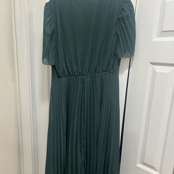 ASOS green flutter midi dress - Picture 5 of 5